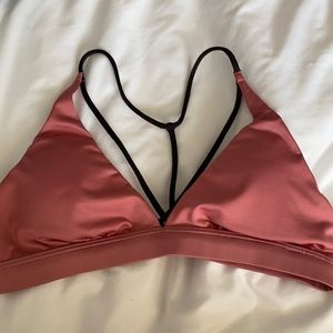 FLASH SALE! Victoria’s Secret Sports Bra in Pink Size Small